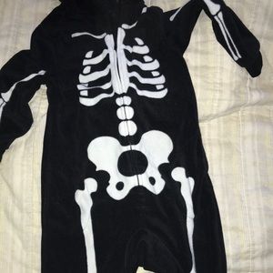 Kids size 4 skeleton onesie